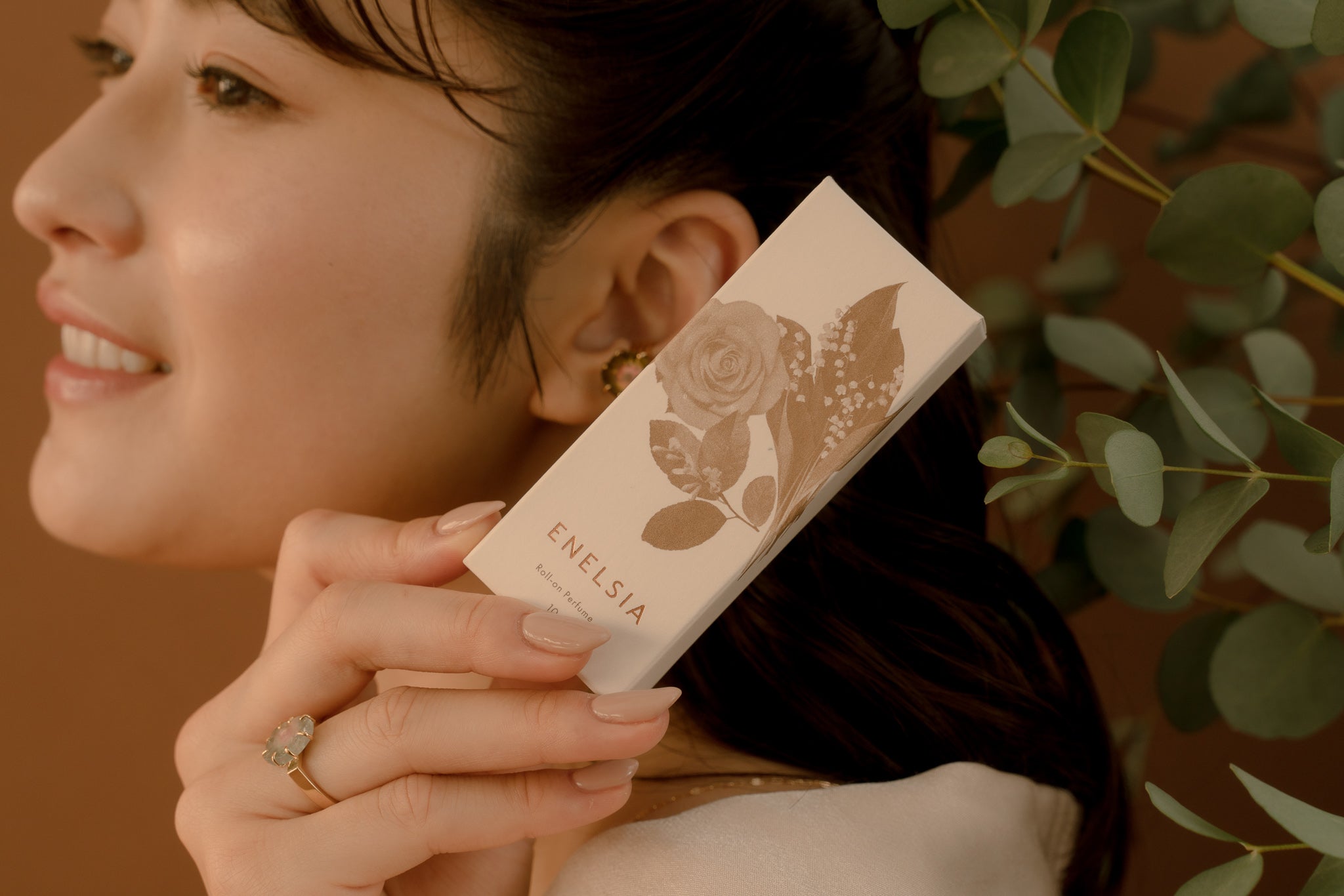 【数量限定】日々、身にまとう華を。Roll on Perfume(ﾛｰﾙｵﾝﾊﾟﾌｭｰﾑ)
